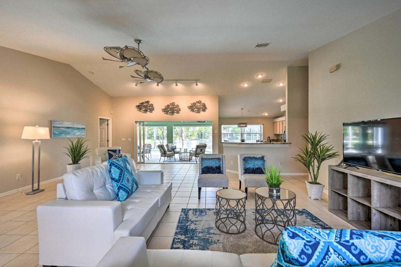 Villa Pet-Friendly Escape With Dock And Kayaks In Cape Coral Exterior foto