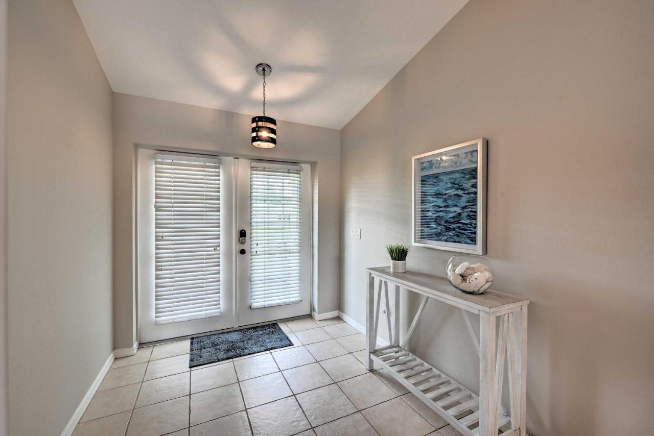 Villa Pet-Friendly Escape With Dock And Kayaks In Cape Coral Exterior foto