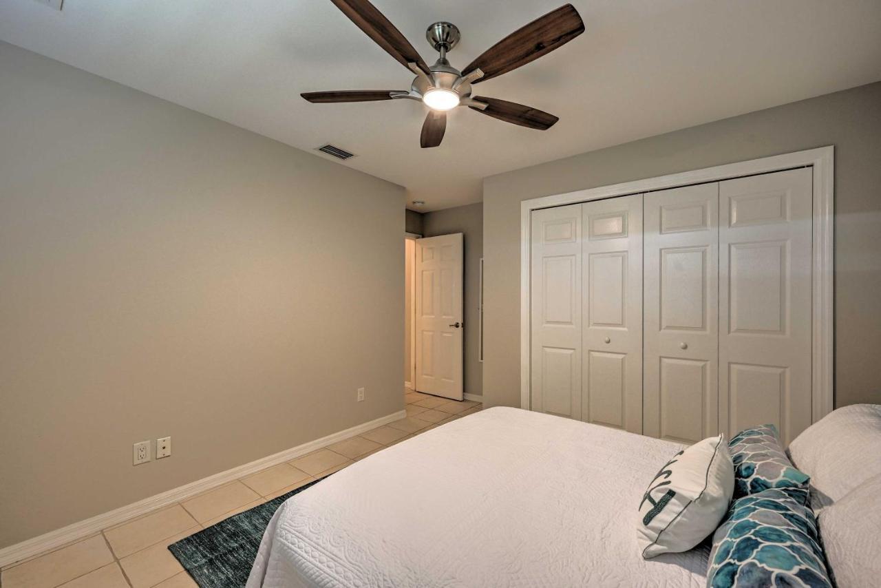 Villa Pet-Friendly Escape With Dock And Kayaks In Cape Coral Exterior foto