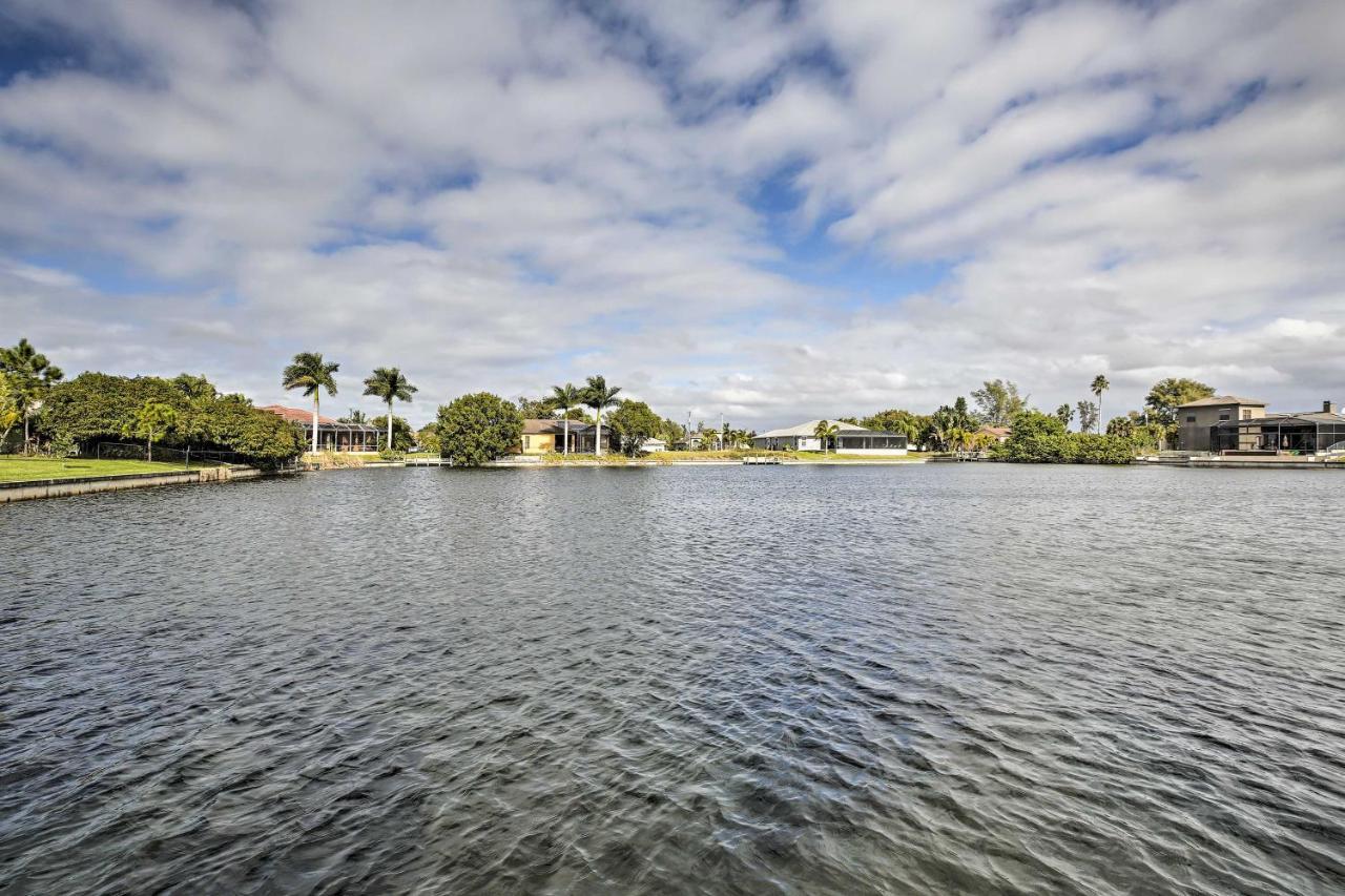 Villa Pet-Friendly Escape With Dock And Kayaks In Cape Coral Exterior foto